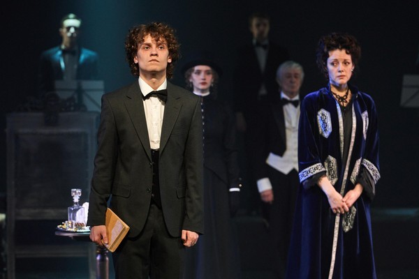 Спектакль «Обыкновенная история»