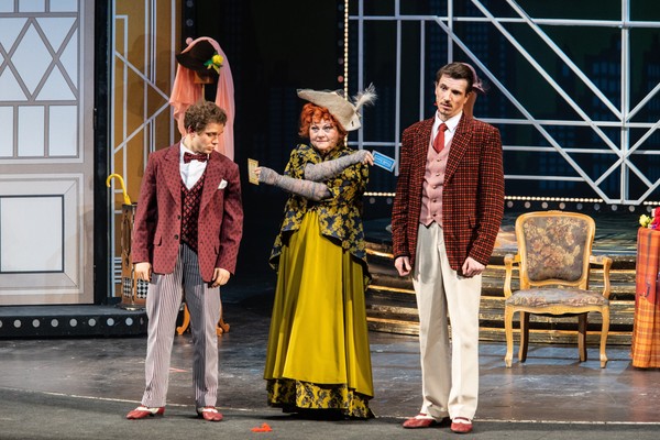 Алена Охлупина