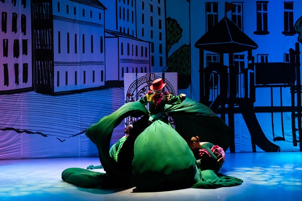 Лети, лети лепесток