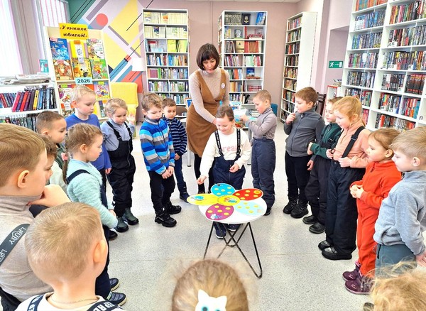 Час веселых затей «Игры народов России детям»