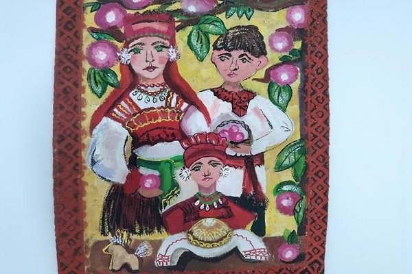 Национальные костюмы эрзи и мокши