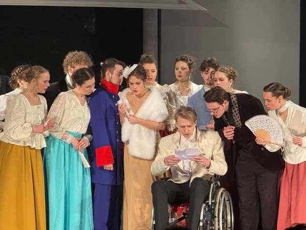 Спектакль «Мертвые души. Версия»