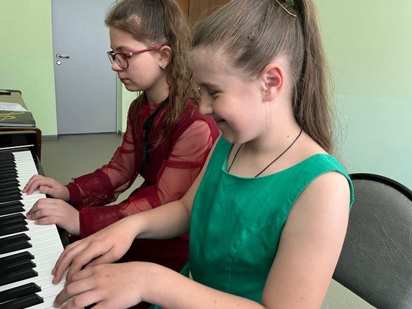 Тема: «Танцы кукол» Д.Шостакович»