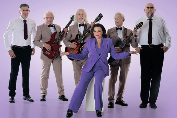 ВИА «Поющие гитары»