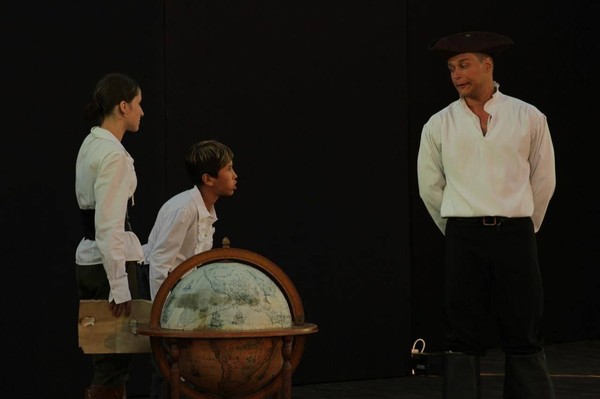 Спектакль «Остров Сокровищ: трактир, карта и плавание» режиссер Светлана Белоусова