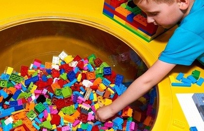 Детская интерактивная выставка «Легоу»