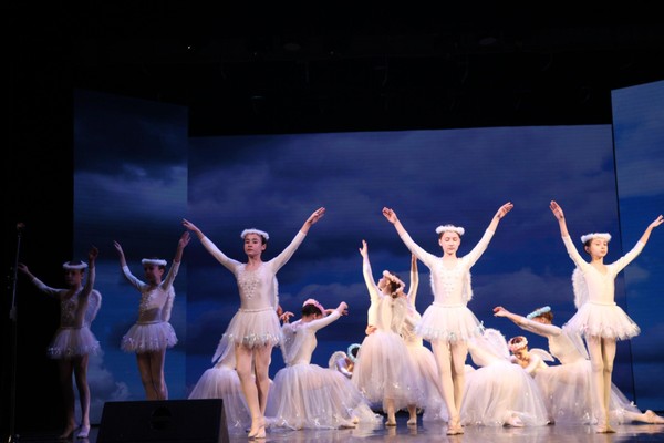 Концертная программа театра танца «Арабеск»