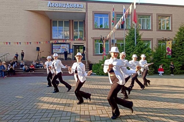 Юбилейный концерт «10 лет на сцене: «Сердце отдаем танцу»