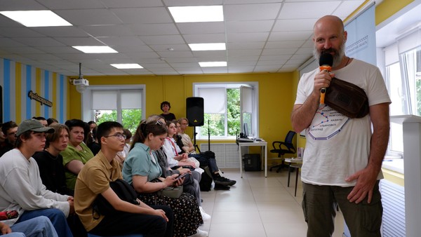 Онлайн-встреча с писателем Дмитрием Емцом