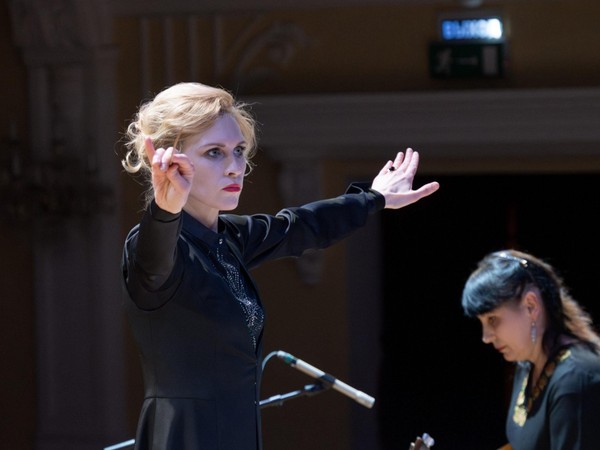 Концерт «Фолк-н-ролл: шлягеры столетия»