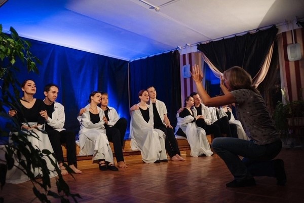 Театральный капустник «Мы – весёлые артисты»