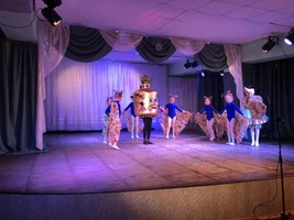 Спектакль «О многих шестиногих»