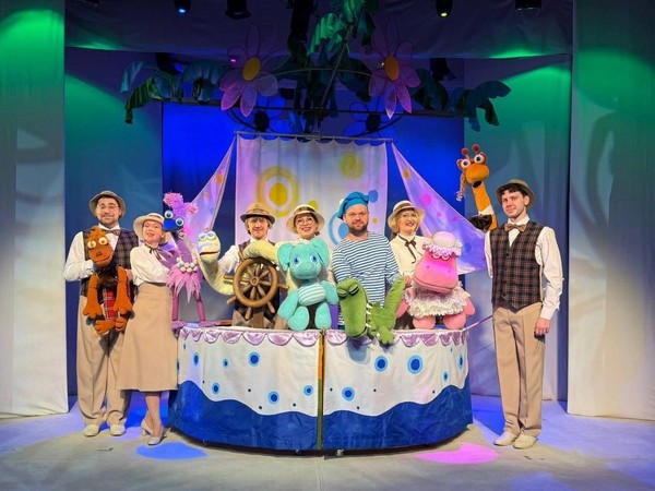 Спектакль «Любознательный слоненок»