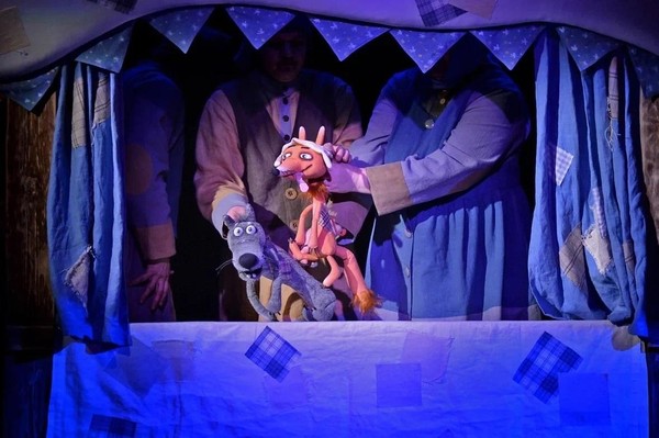 Спектакль «Мерзни, мерзни, волчий хвост!»