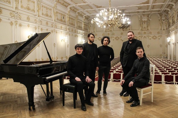 Концерт Петербургского МолОт-ансамбля