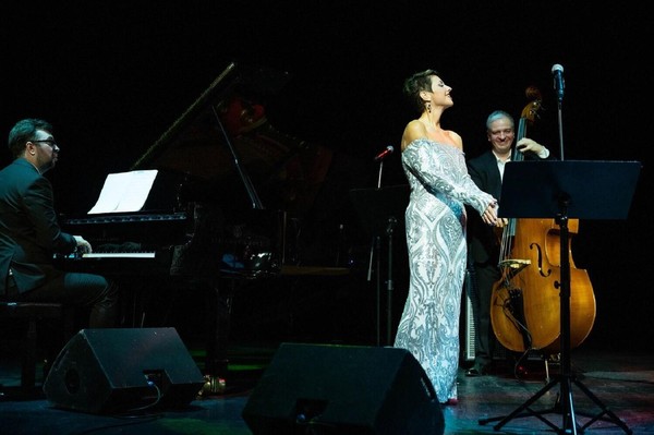 Концерт Hello, Satchmo