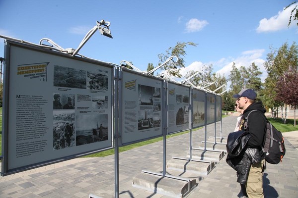 Выставка «Советский мемориал: модели и музы создателя»