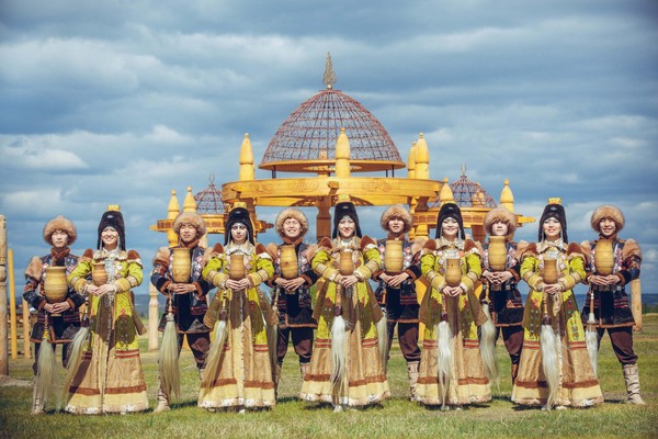 Гала-концерт «Несущие тепло солнца»