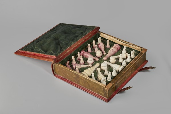 Программа «Множество всяческих игр».Азартные, настольные, светские игры России XVI–XX вв.»