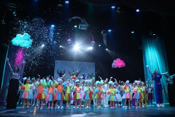 «Мы дарим вам свои таланты»