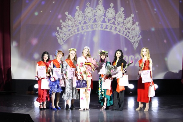 V городской конкурс «Мисс весна»