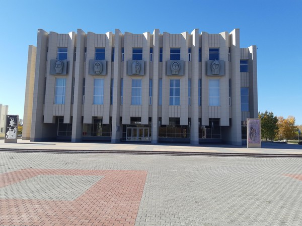 Спектакль «Записки юного врача»