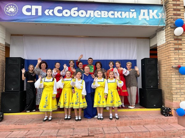 Концерт «Сцена объеденяет поколения»