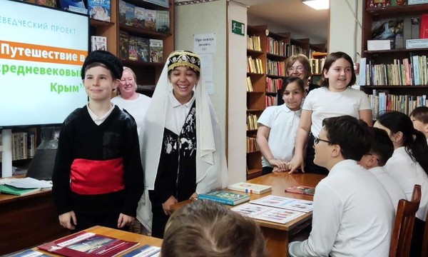 Встреча «Национальные краски Крыма»