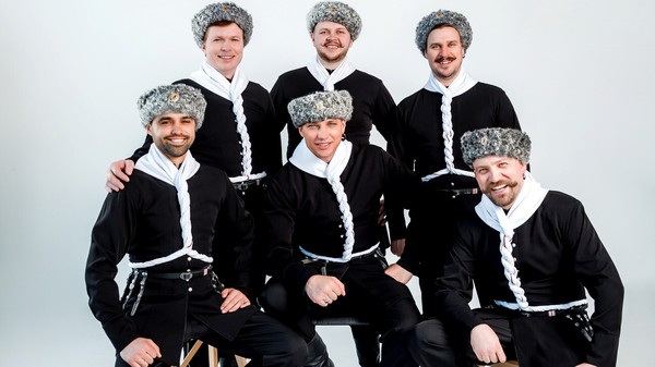 Ансамбль «Скрыня». А река течёт