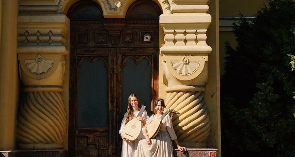 Folia. Великолепный век льва и единорога