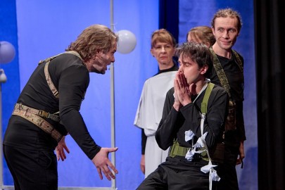 Виктория Попова