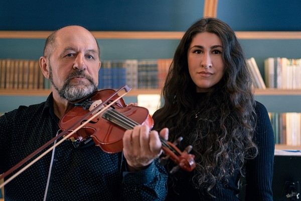 Скрипка и рояль: дуэт, сотканный из тишины и откровений