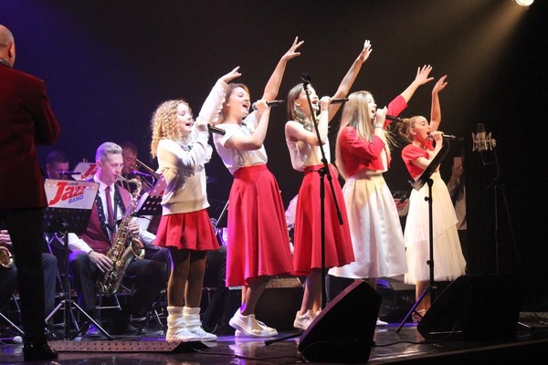 Концерт «Ярче тысячи звезд»