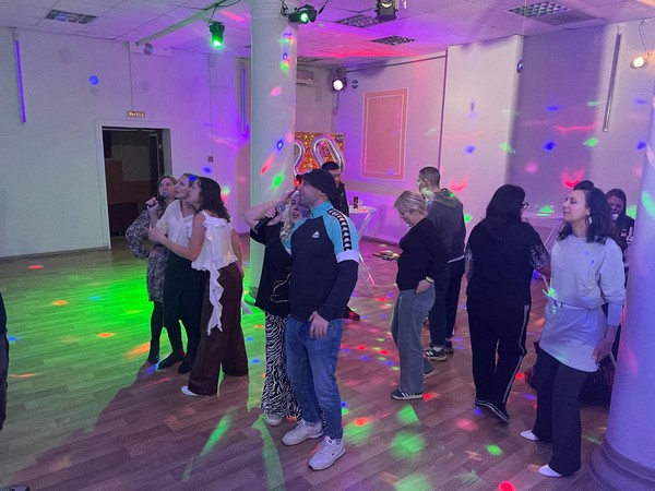 Тематическая вечеринка «Маскарад тайн»