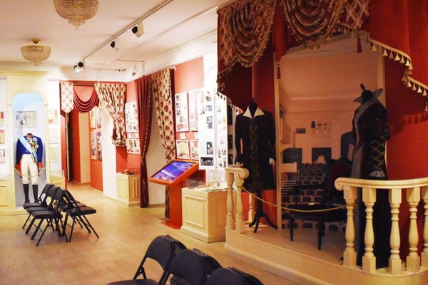 Экскурсия «Из истории театрального искусства Алтайского края 1920–1980-х гг.»