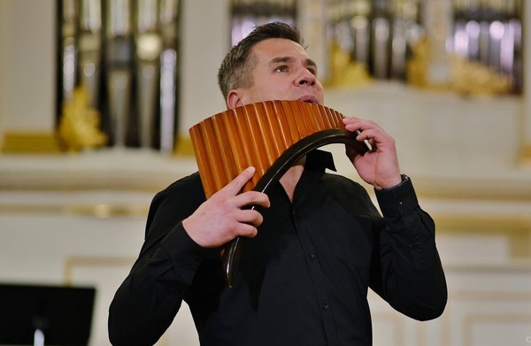 Кубанский симфонический оркестр. Солист Вячеслав Змеу