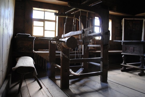 Крестьянский дом и то, что в нём