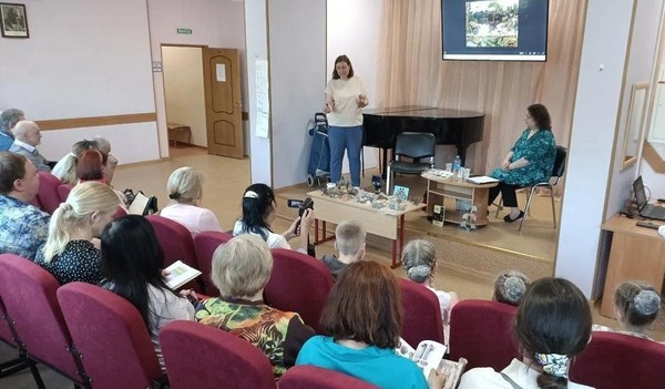 Тематическая программа «Самоцветный пояс Урала»