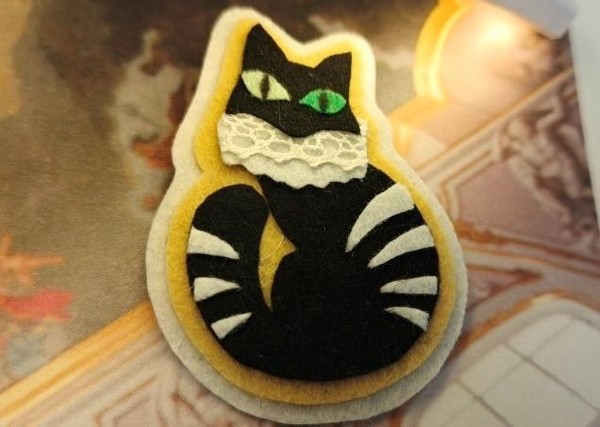 Музейное занятие украшение из фетра «Эрмитажный кот»