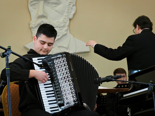Отчетный концерт народного отделения