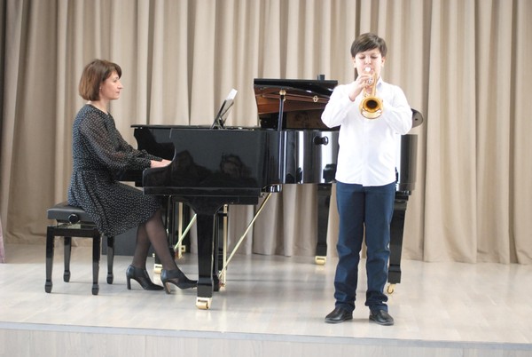 Концерт «Весеннее настроение» учащихся класса валторны и трубы
