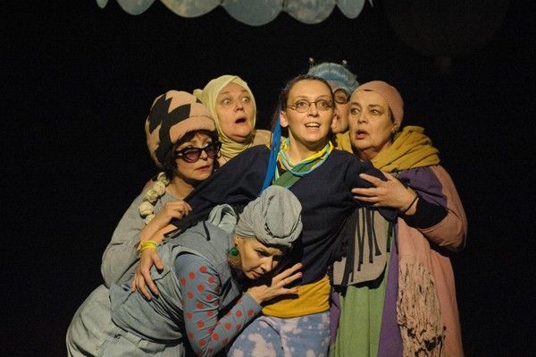 Спектакль «Край одуванчиков»