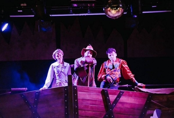 Спектакль «Остров сокровищ»