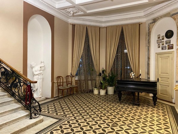 Посещение интерьеров особняка Шрёдера + фортепианный концерт «Бегущая тень»