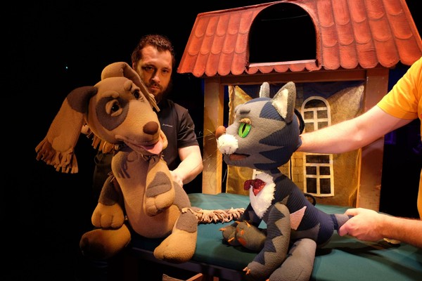 Спектакль «Котенок по имени Гав»