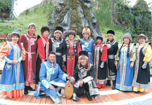 Концертная программа «Отголоски весны»