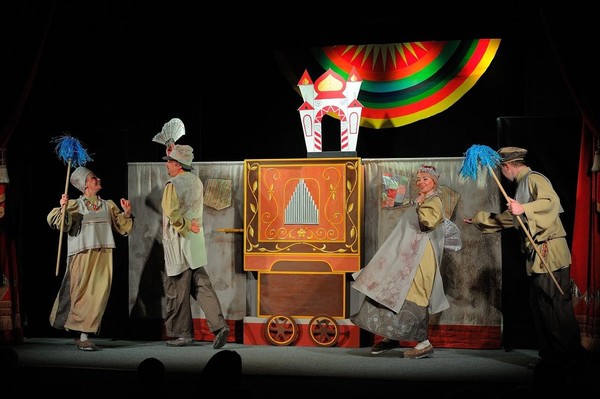 Спектакль «Сказка о рыбаке и рыбке»