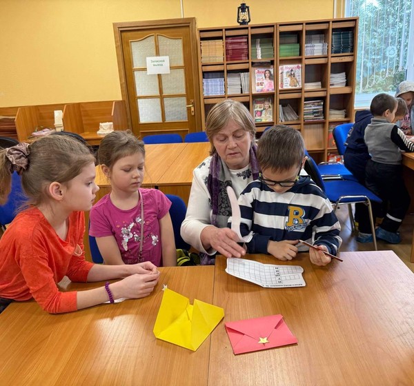 Книжное путешествие «Питер, Брейн и Малыш. Детективные истории»