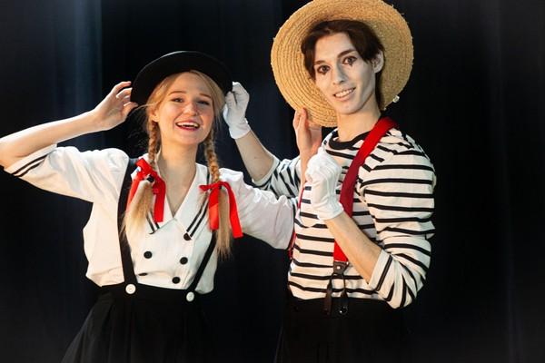 Спектакль «Посланник звезды»