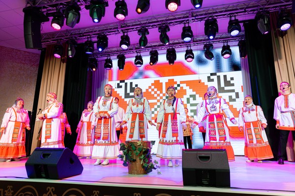 День чувашской культуры. Мастер класс по ткачеству «Путешествие в страну пир-авăр»